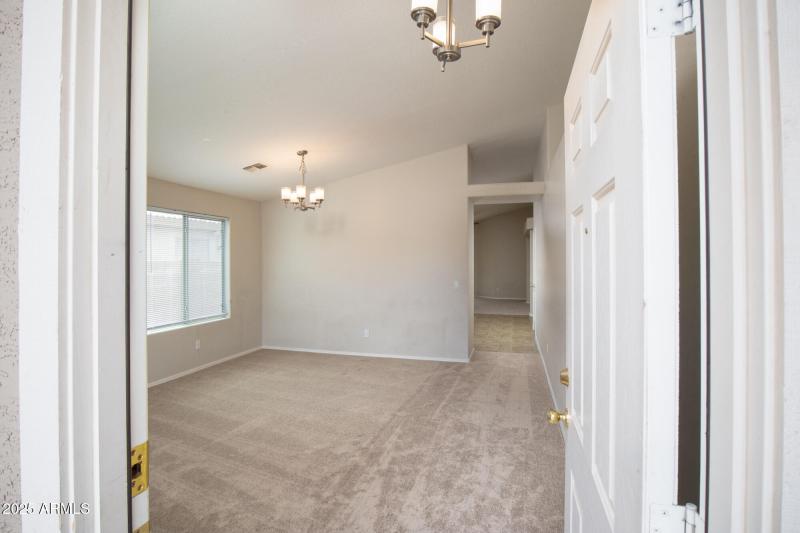 3717 W Santa Cruz Ave-6