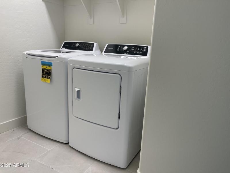 21591 W Papago St - W & D PHOTO (2)