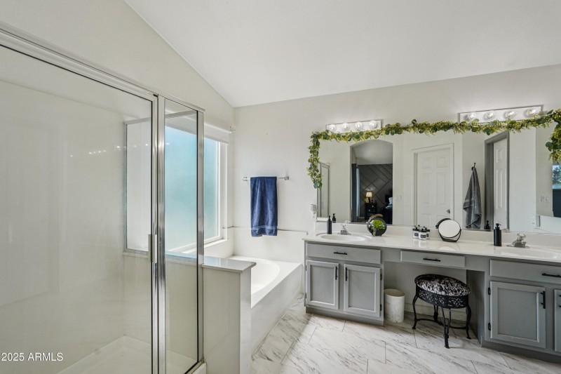 35-print-E Baylor Ct-S0410-033