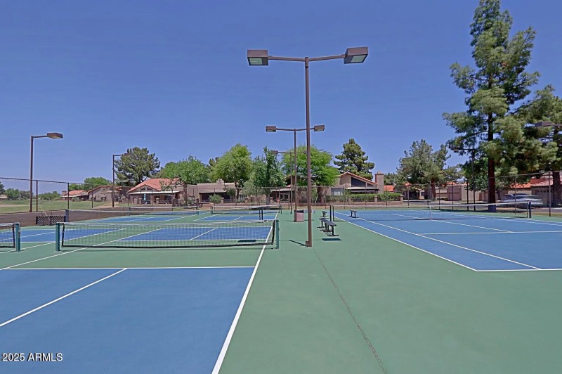 20251005012003227164000000-o