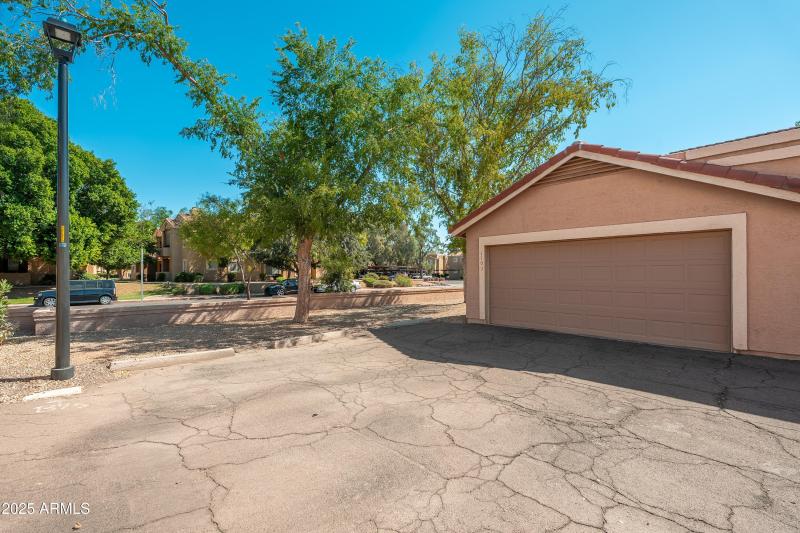 2875 W Highland St UNIT 1103 - 33