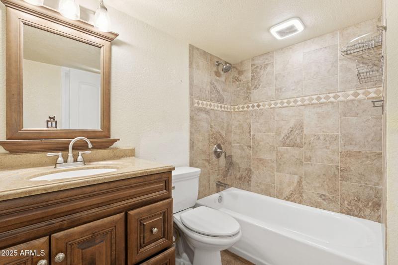 3215 W Sharon Ave - 23