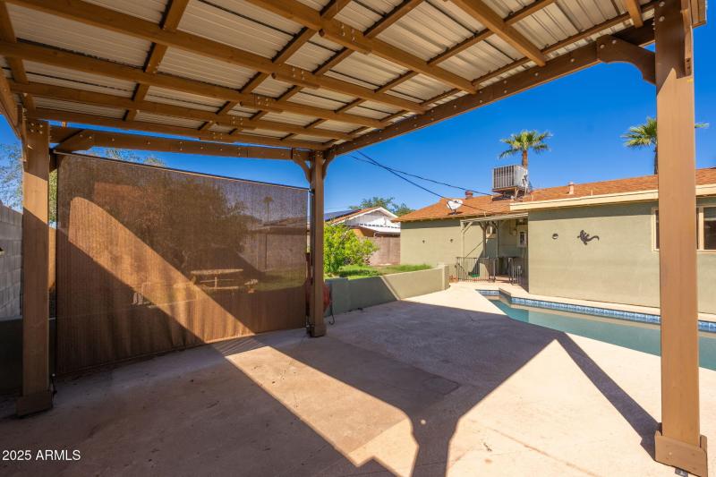 3215 W Sharon Ave - 28