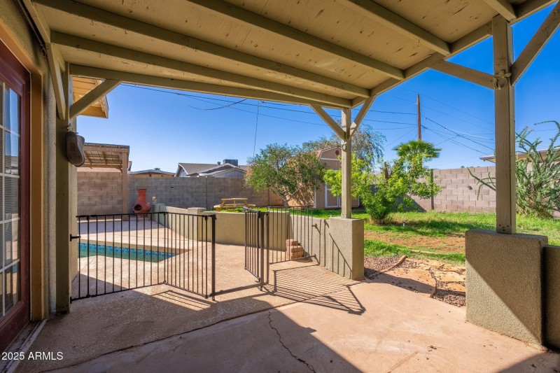 3215 W Sharon Ave - 29