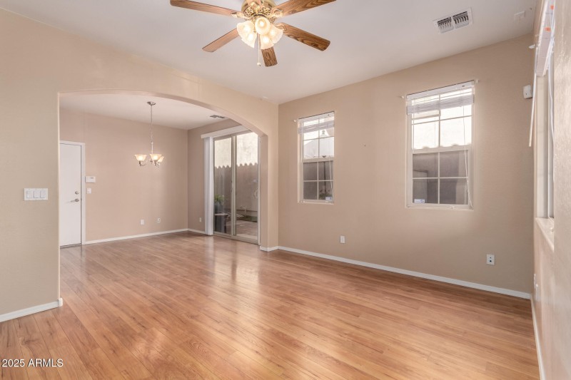 d422d4c91fe0dbe5e35f93f04bb7f34c