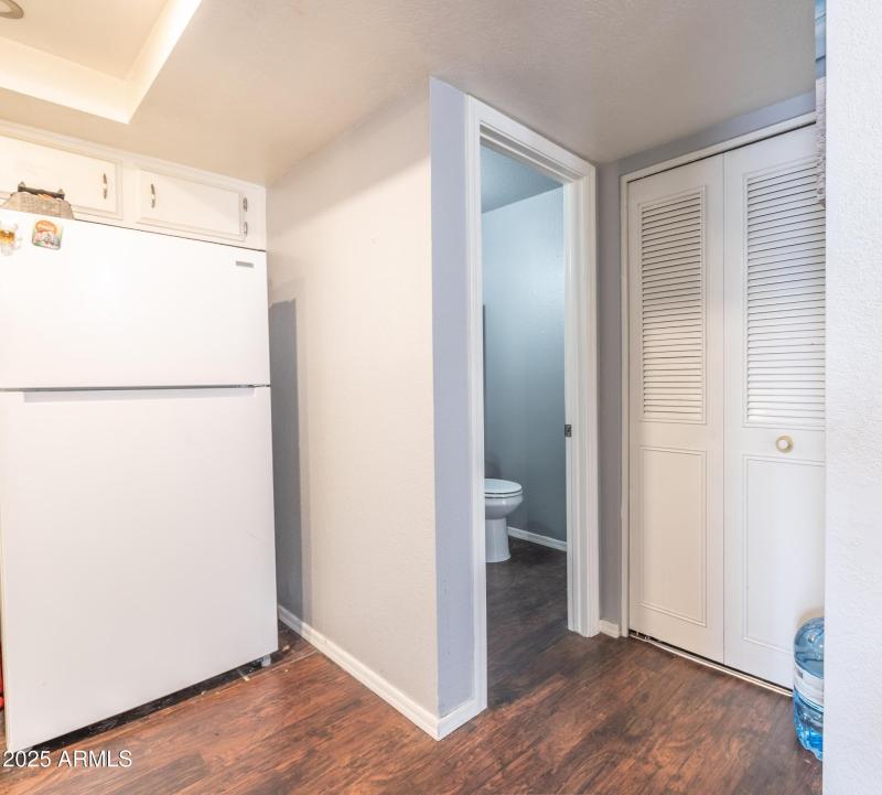 Glendale Home (23 of 29)