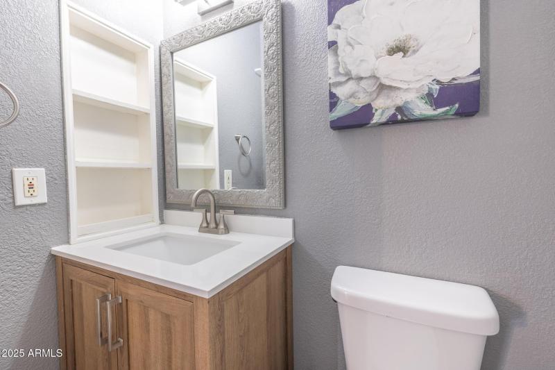 Glendale Home (22 of 29)