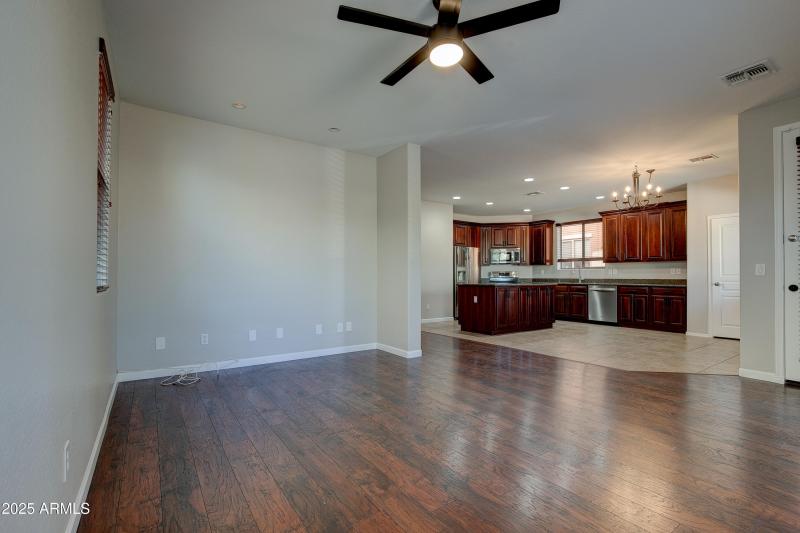 14744 W Poinsettia dr Surprise-18