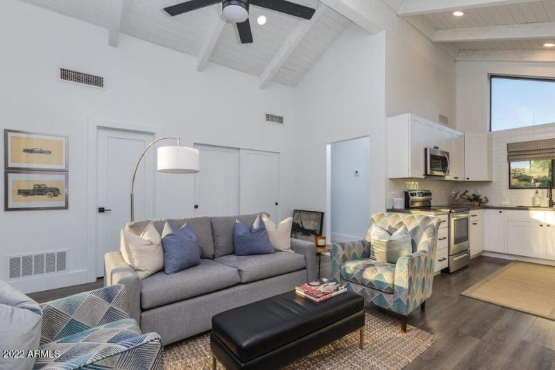 20200407223716414959000000-o