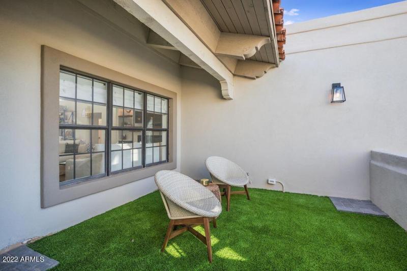 20200407223700286176000000-o