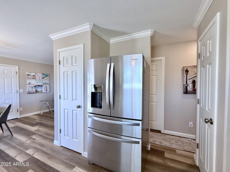 17 Kitchen and Hallway