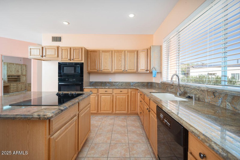 07_Kitchen_02