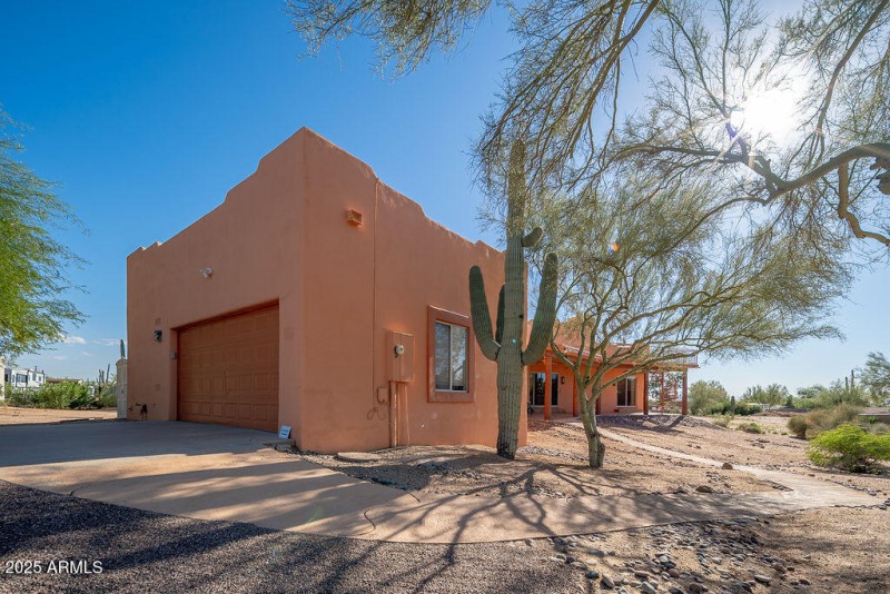 26_Exterior_05