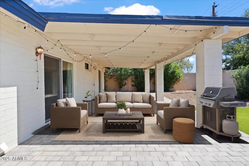 21-Backyard | Virtually Staged