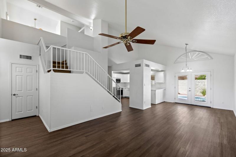 004__14816 N 90th Ave