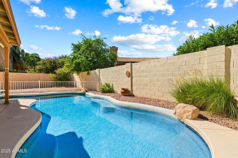 016__14816 N 90th Ave