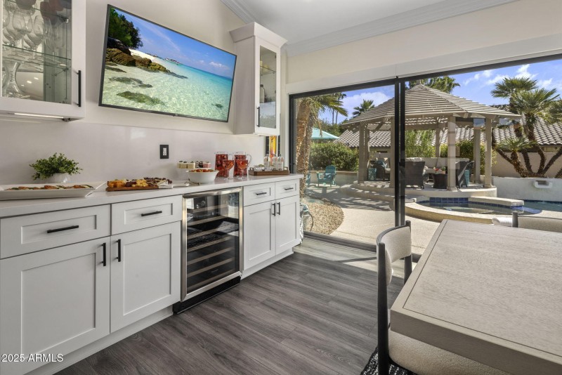 Formal Dining & Buffet