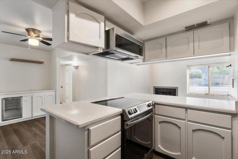 12-Kitchen