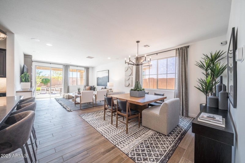 7925 E Raleigh Avenue