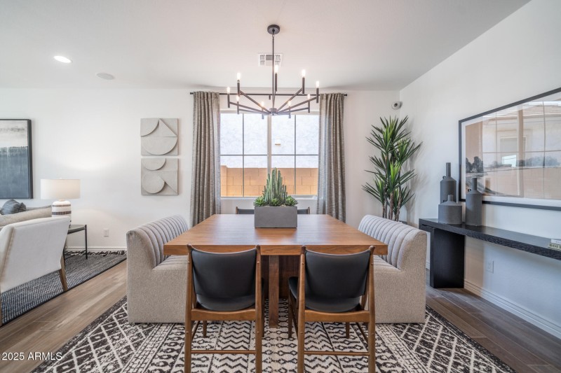 7925 E Raleigh Avenue