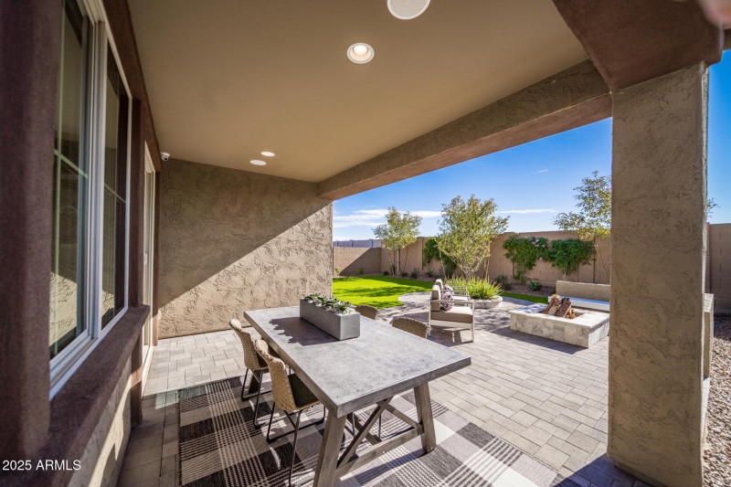 7925 E Raleigh Avenue