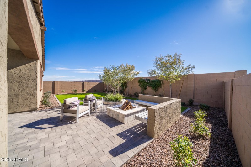 7925 E Raleigh Avenue