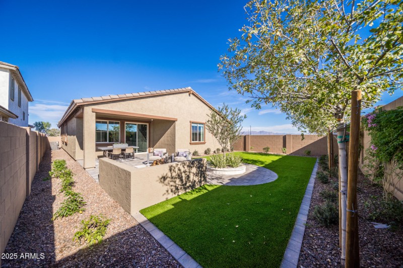 7925 E Raleigh Avenue