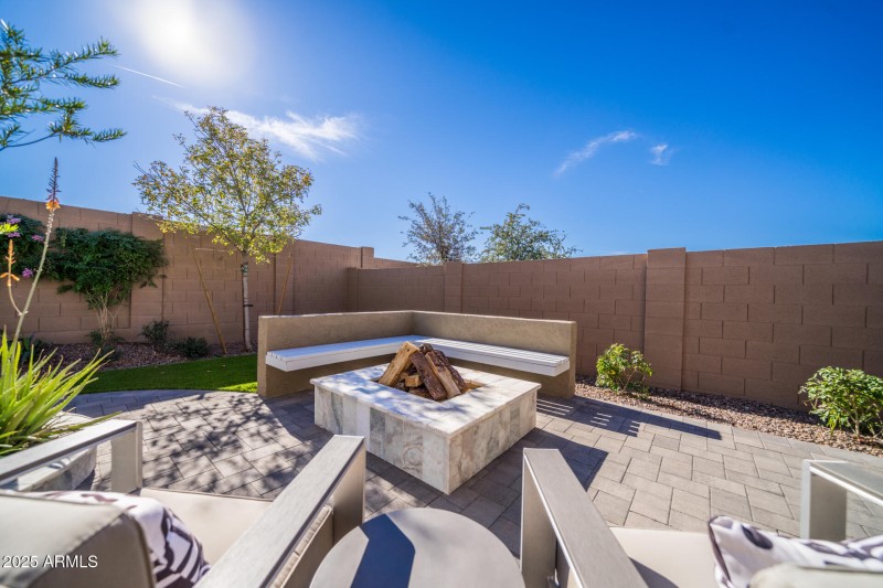 7925 E Raleigh Avenue