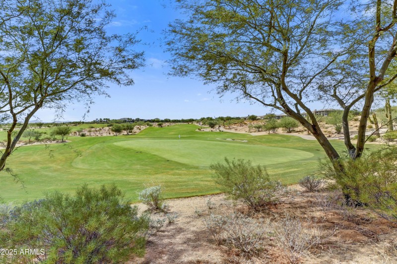 025_Golf Course Property