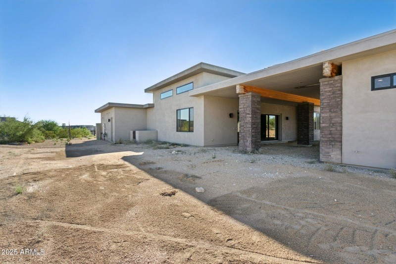 54-web-or-mls-35097-n-83rd-pl