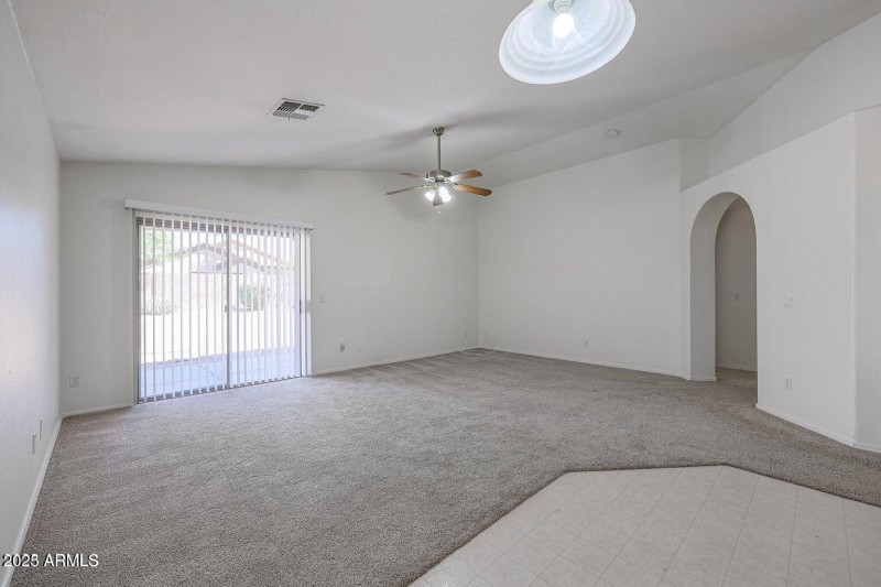 20230803224126710687000000-o