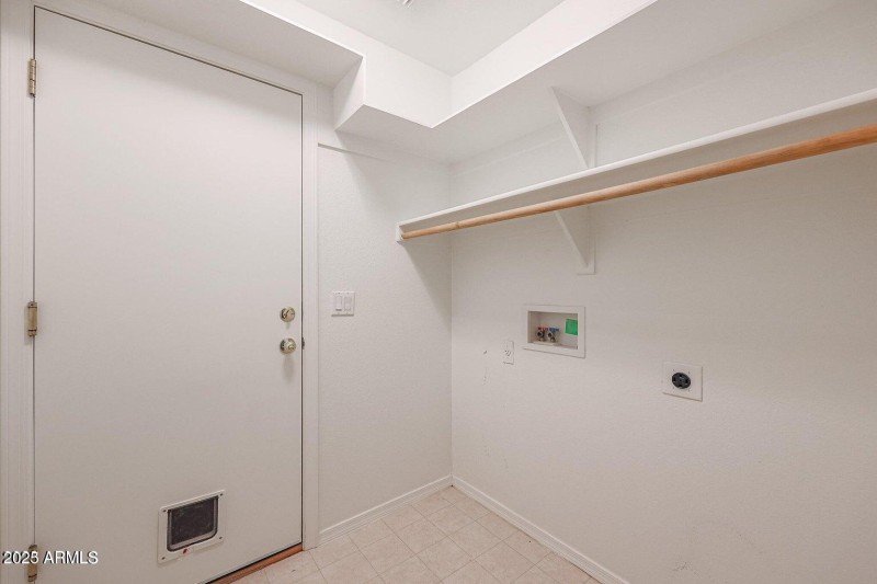 20230803224205453345000000-o