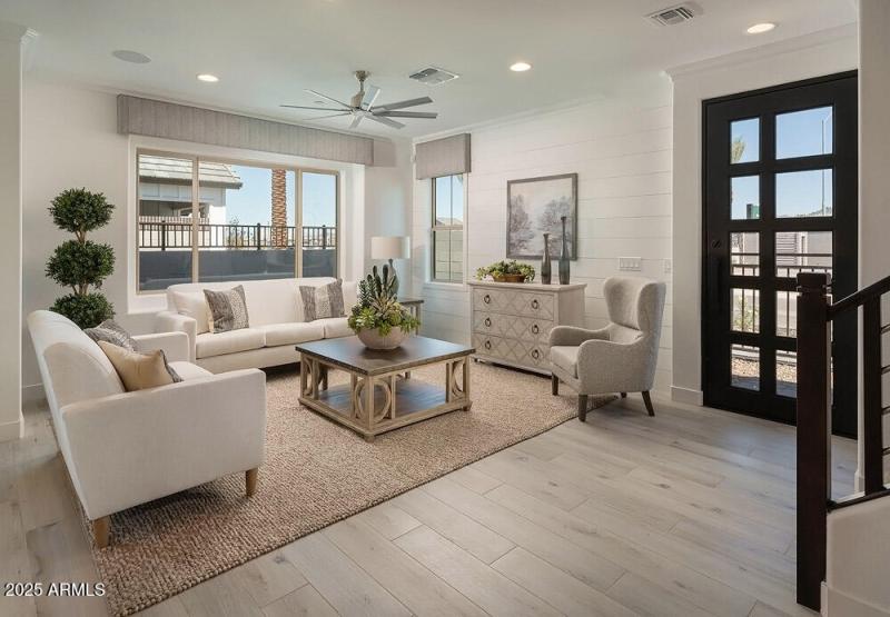 The_Lofts_at_Pioneer_Village_05