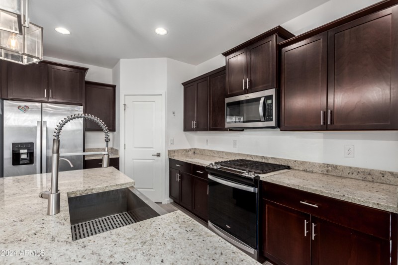 0015-15 - San Vicente