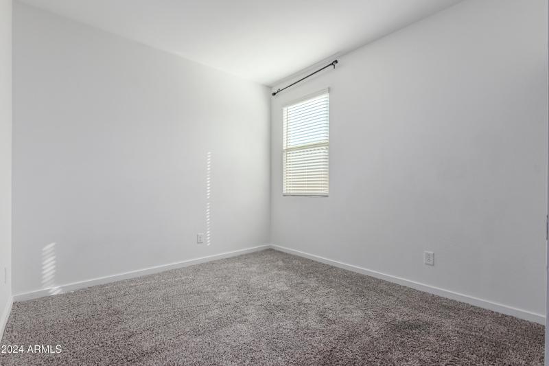 0023-23 - San Vicente