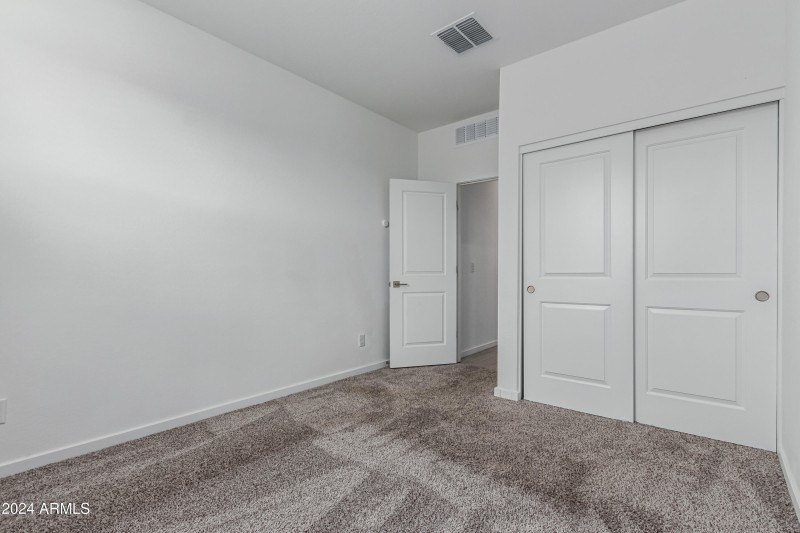 0026-26 - San Vicente