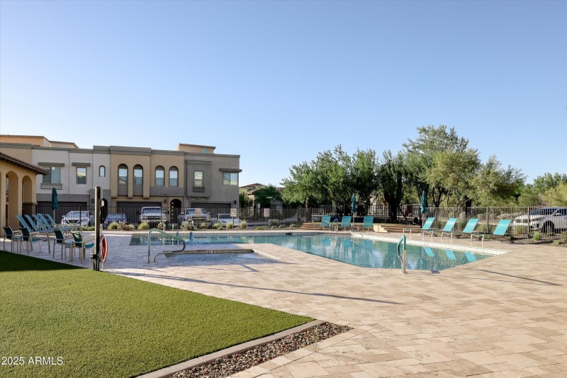 Community Pool & Spa