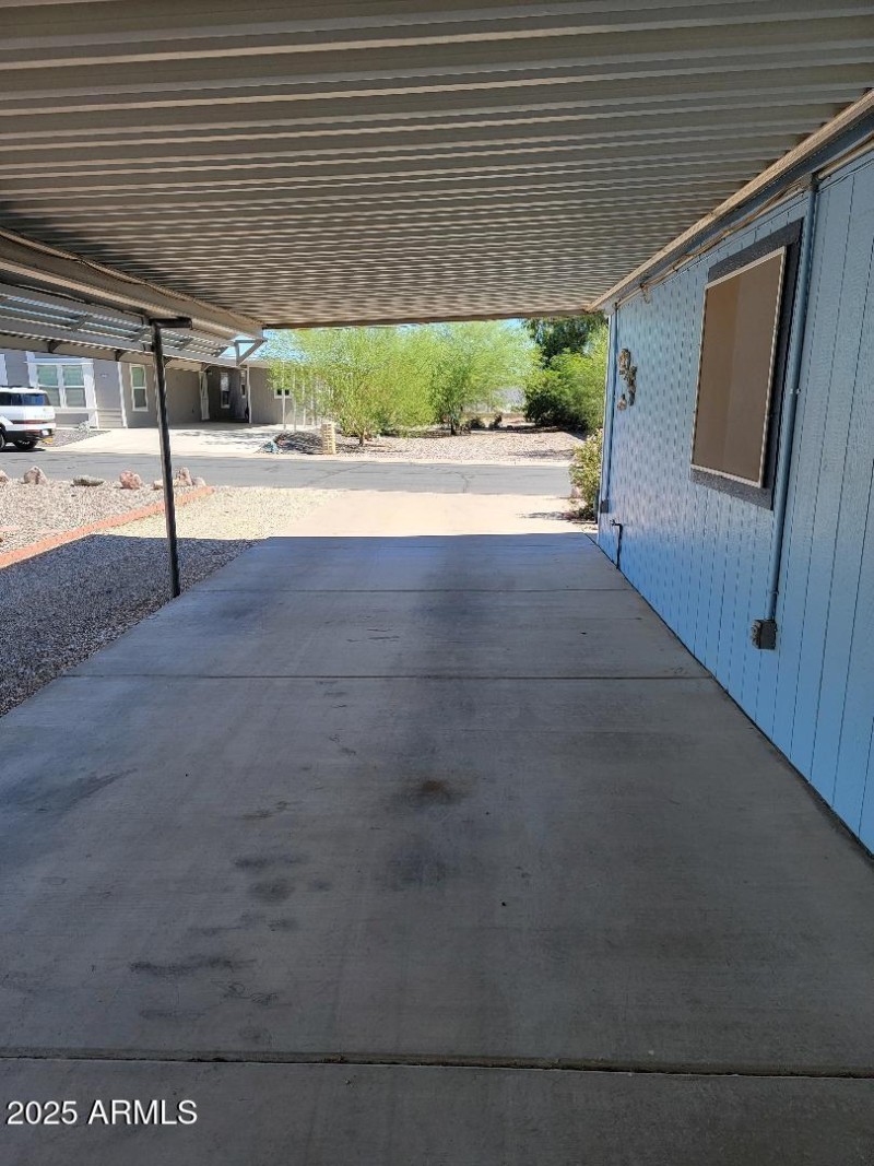 3804 carport