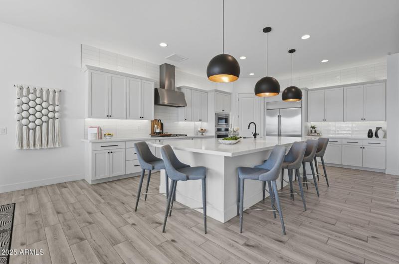 17-web-or-mls-1837 E Villa Linda Dr Phoe