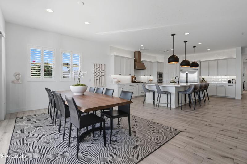 19-web-or-mls-1837 E Villa Linda Dr Phoe