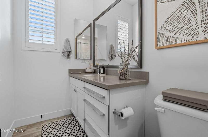 68-web-or-mls-1837 E Villa Linda Dr Phoe