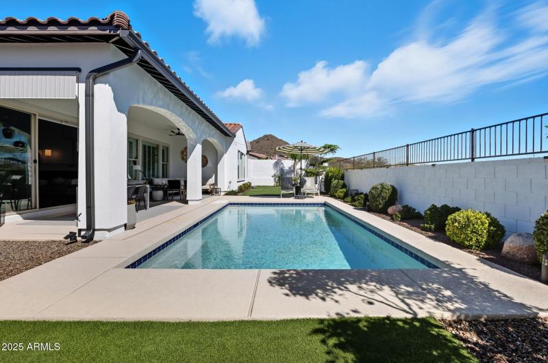 89-web-or-mls-1837 E Villa Linda Dr Phoe