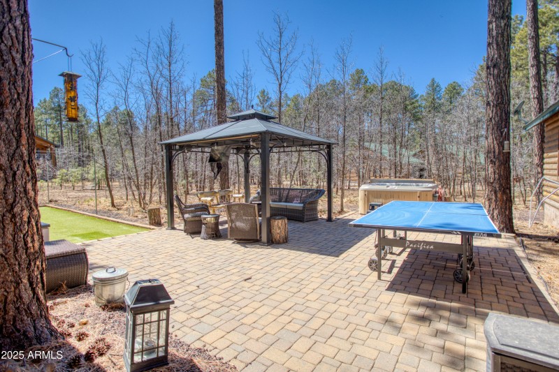 Lovely backyard living