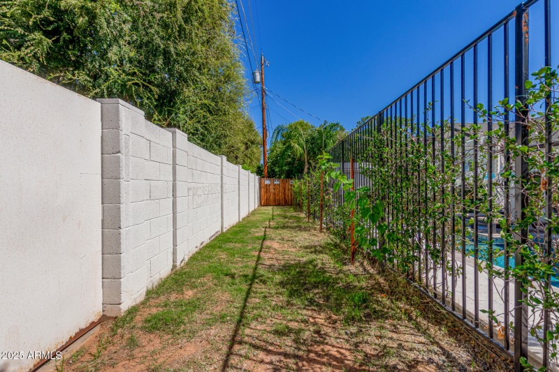 Additional Lot Footage