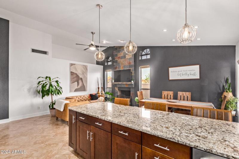 0024-24 Tamarisk 2555