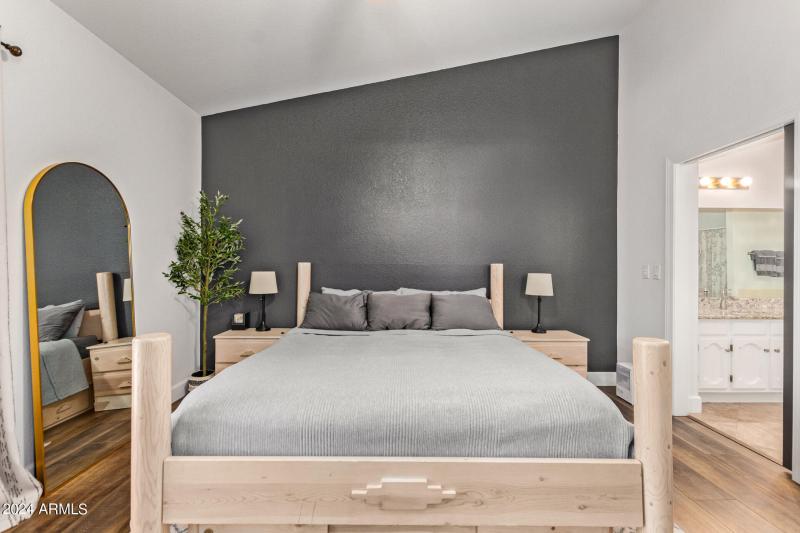 0032-32 Tamarisk 2555