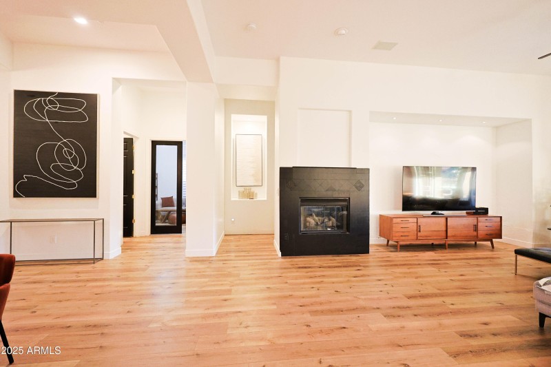 40704 N BELL MEADOW TRL