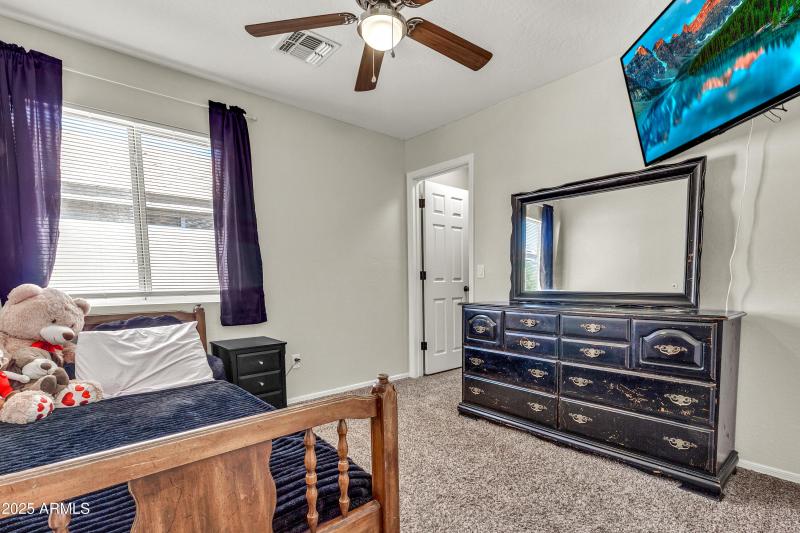 31339 N Blackfoot Dr-32