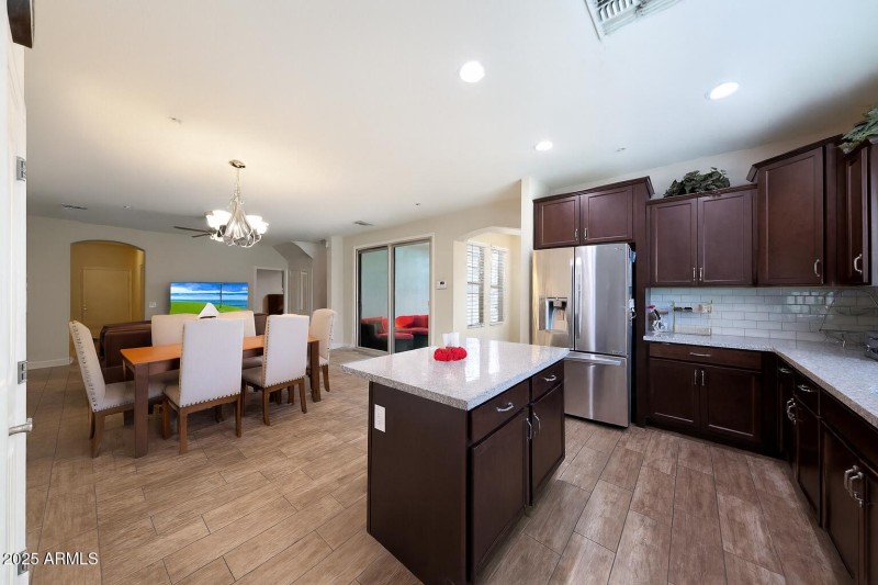 kithchenislandtodining