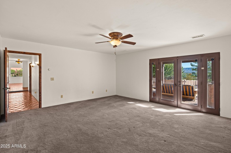 JL_105ViaDelViento-interiors-PrimarySuit